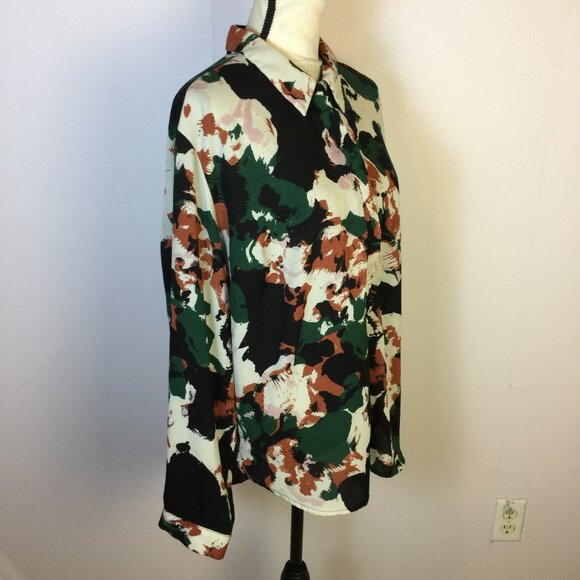 Ava & Viv Button Up Shirt Blouse 1X Womans Plus Green Black Printed Long Sleeve - Picture 3 of 14